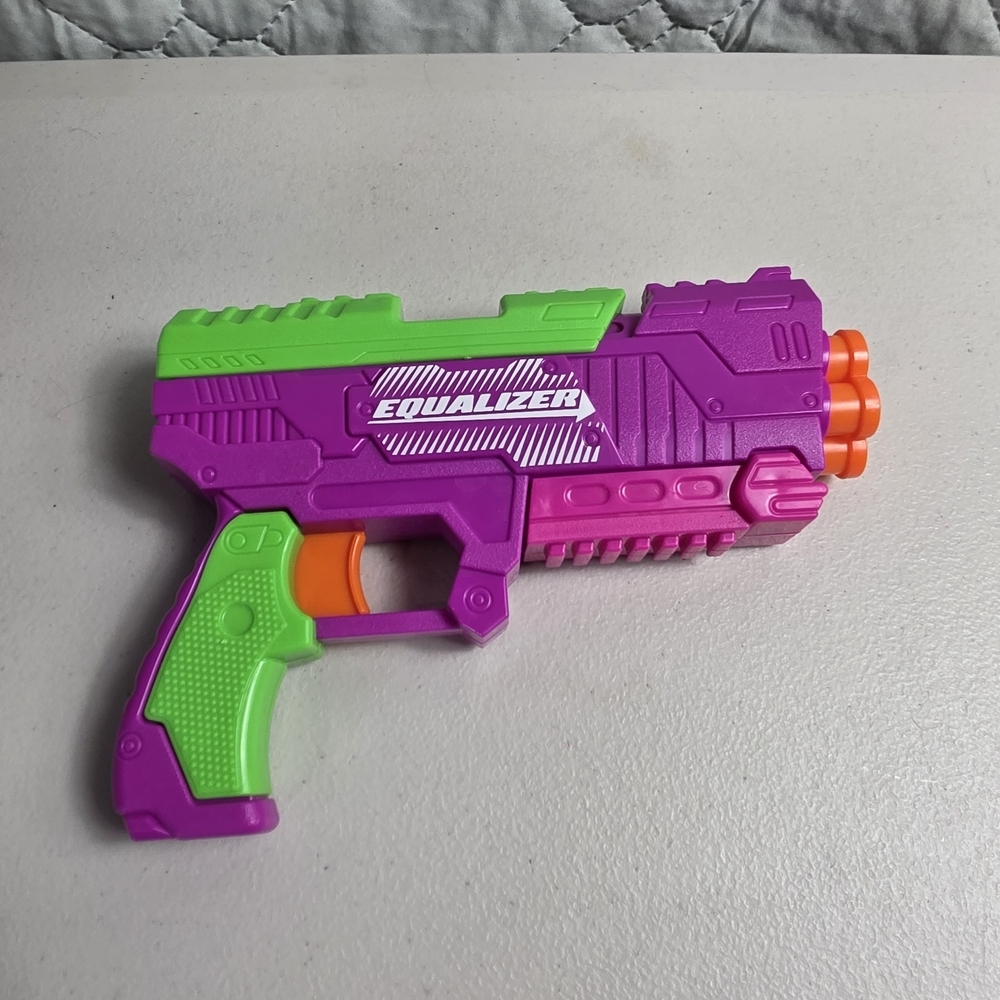 BuzzBee Toys Equalizer Green & Purple 4-Shot Toy Dart Gun